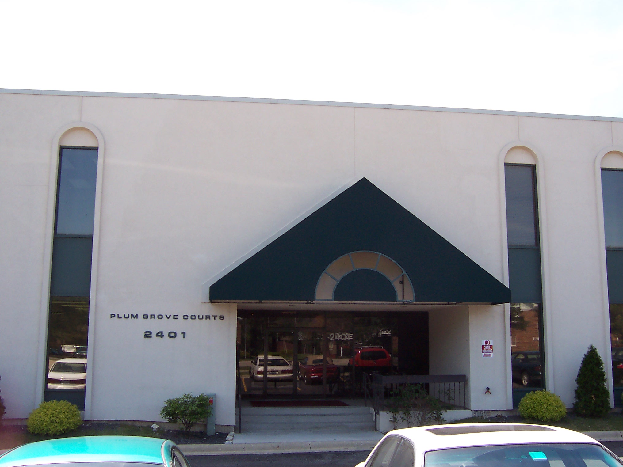 Plumb Grove Office Building 100 0035