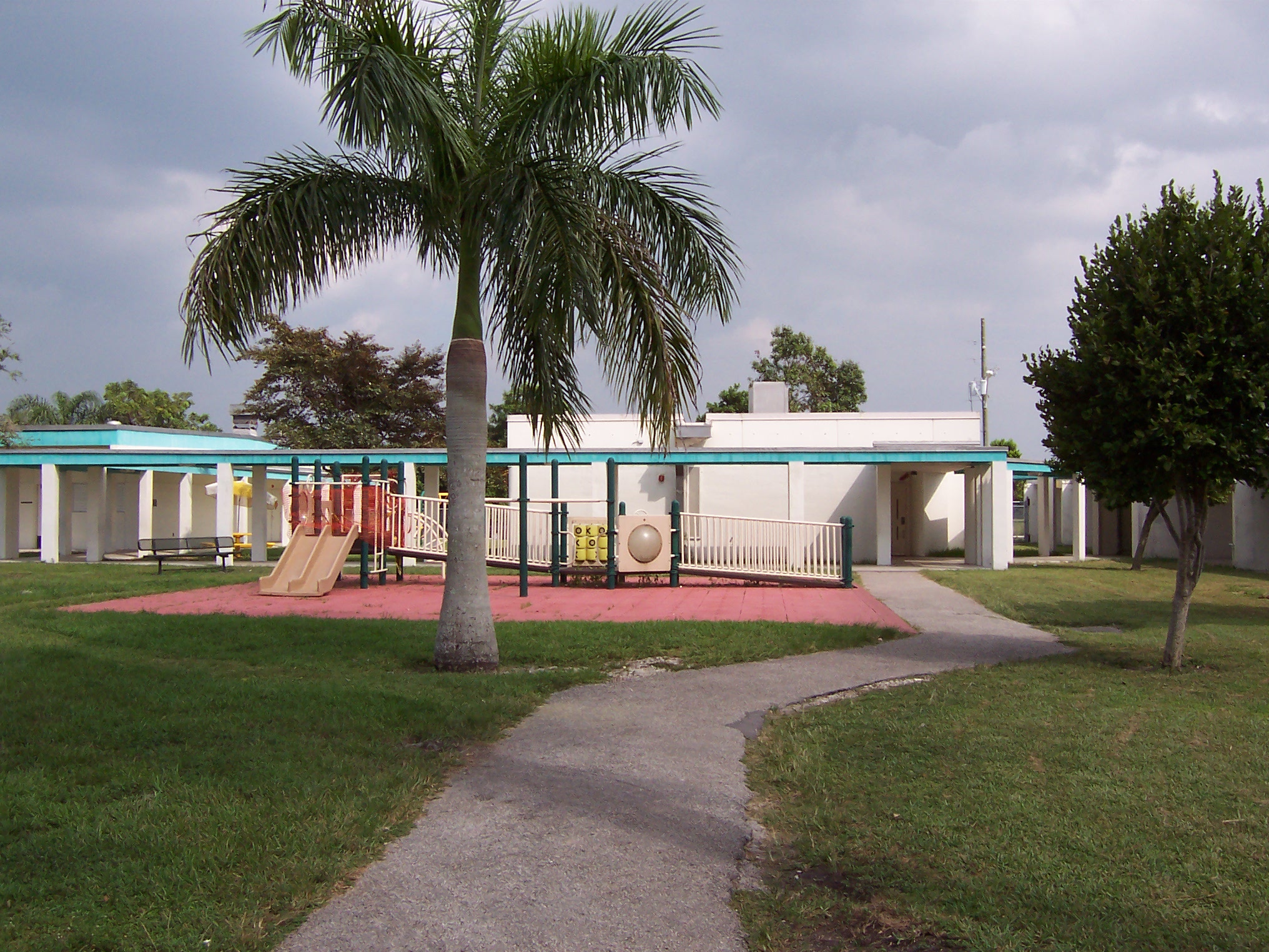 Redondo Elementary School 100 0254