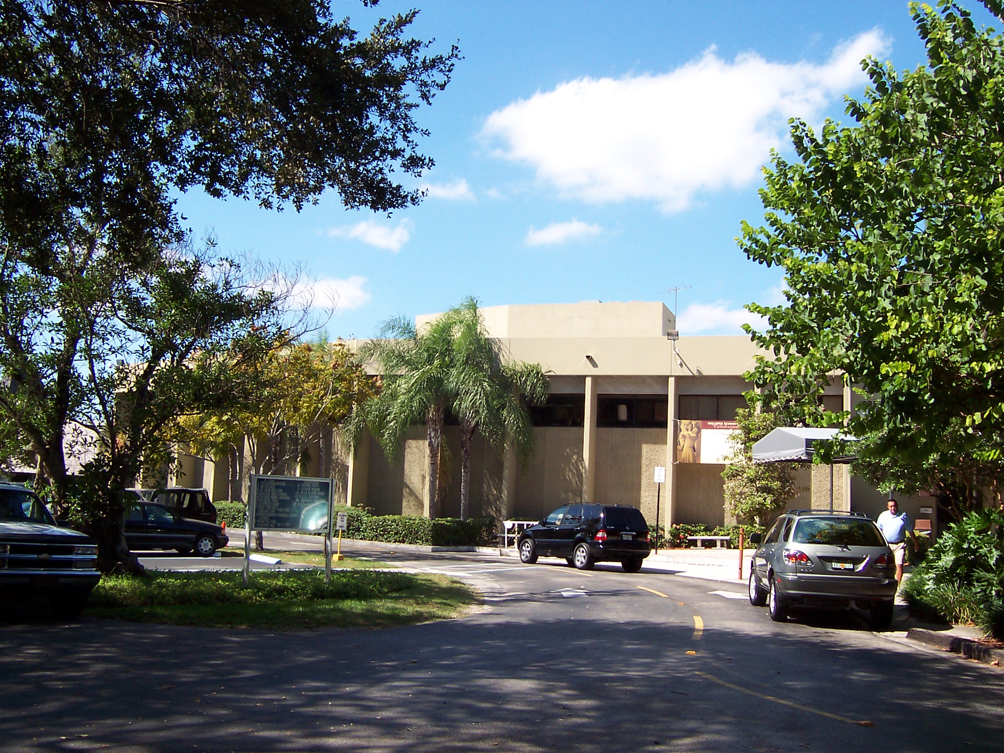 Gulliver Preparatory High School 100 0333