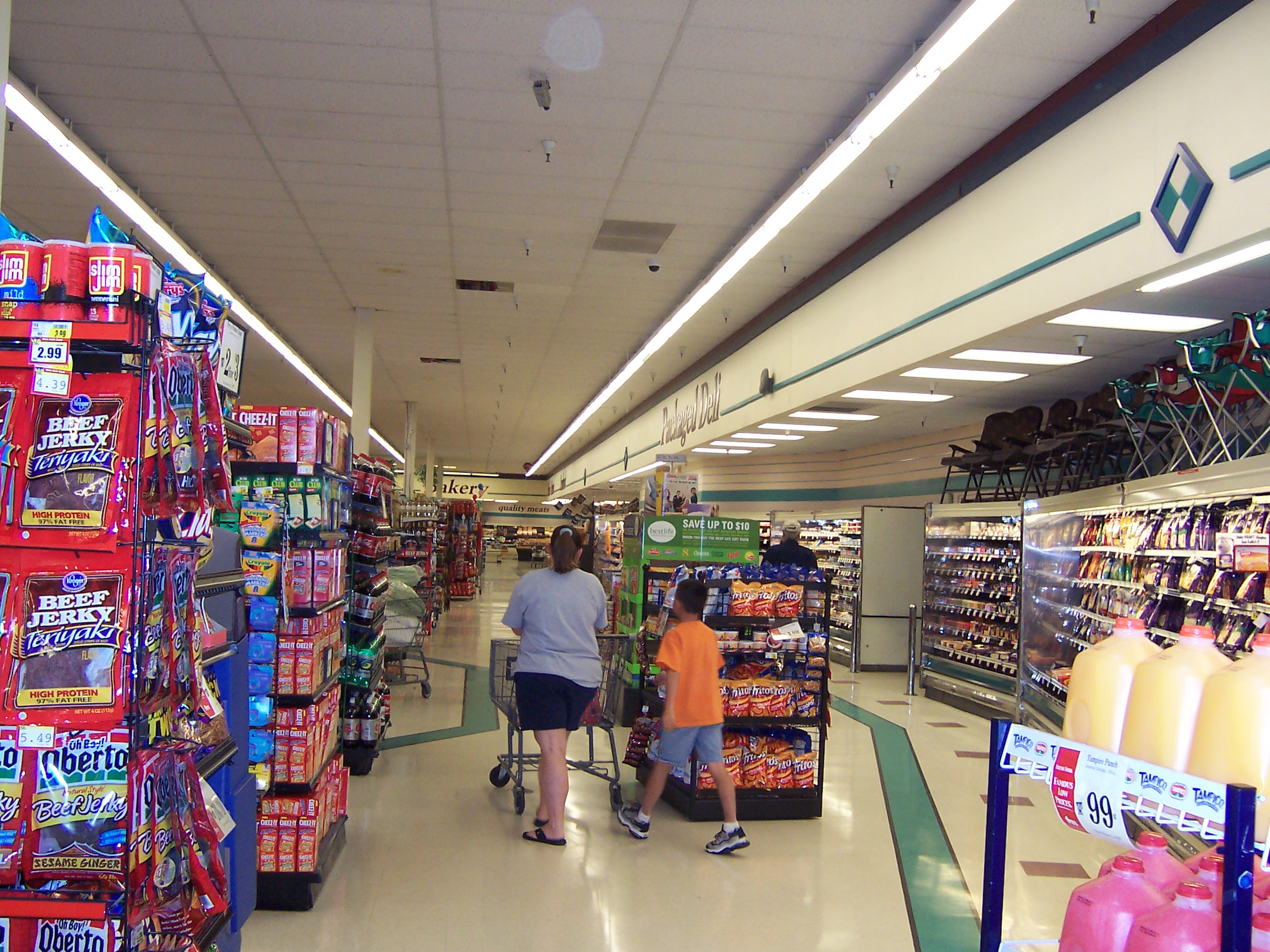 Safeway Supermarket 100 2918