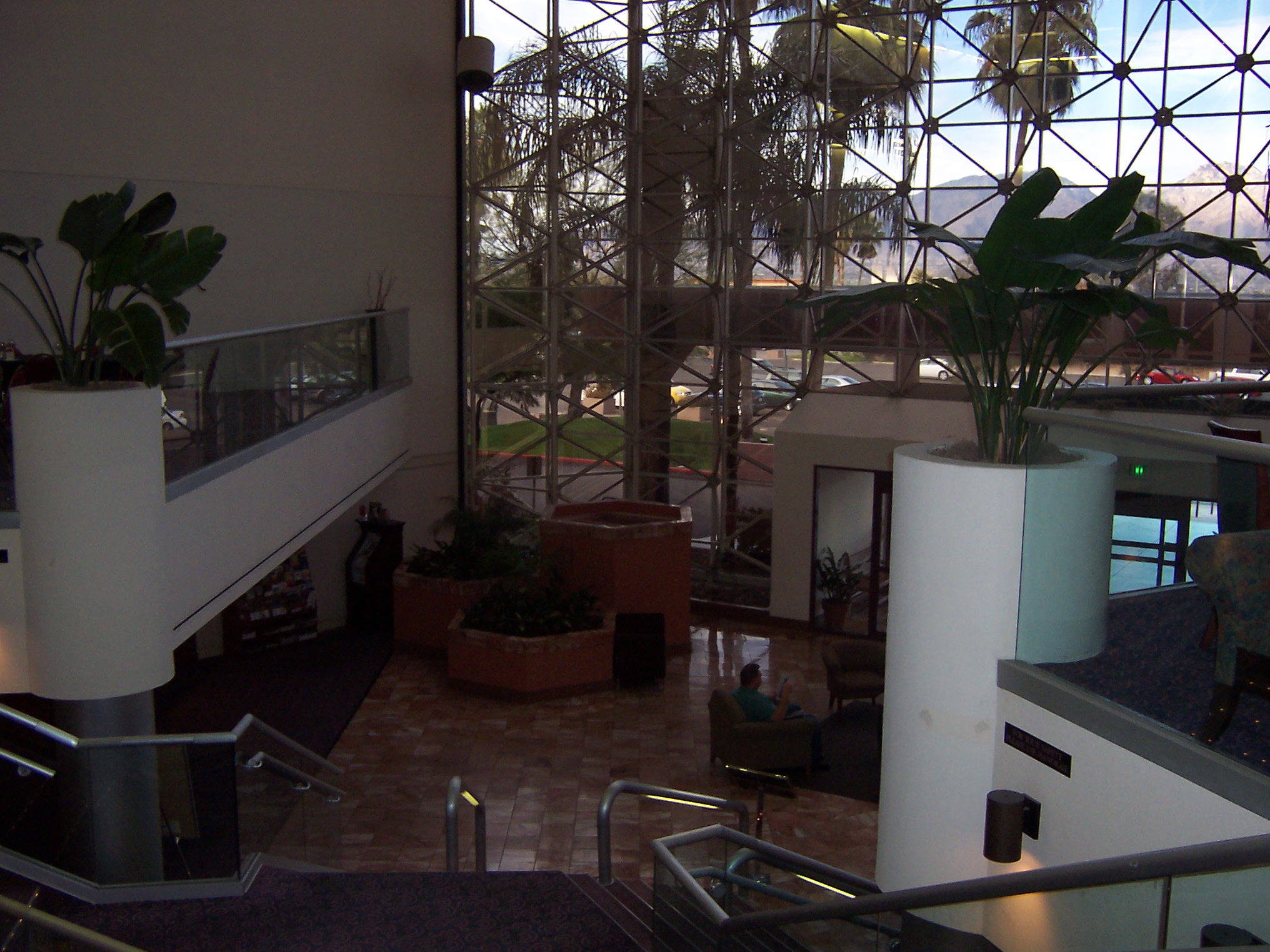 Hilton Hotel 100 2942