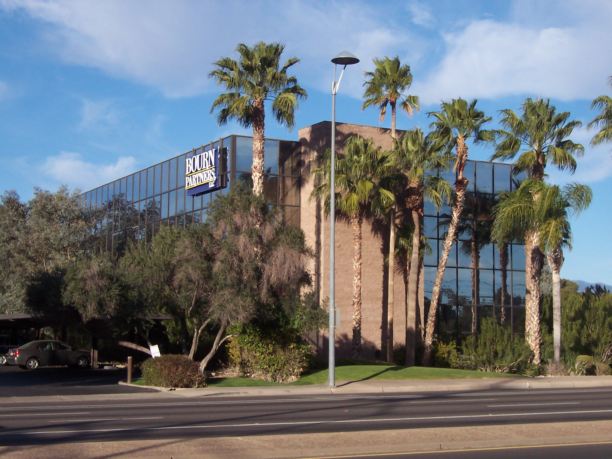 3 Story Office Building 100 2971