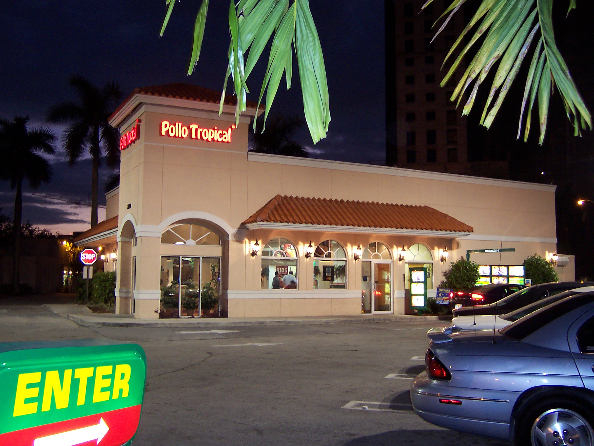 Pollo Tropical Restaurant pollo tropical exterior